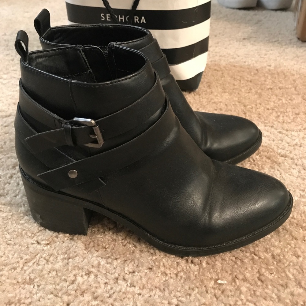 Forever 21 ankle boot size us 6.5